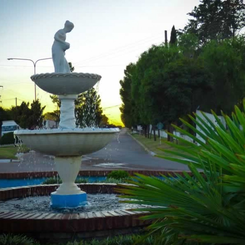 La Pampa: Solicitan no utilizar fuente de ingreso a Victorica para tomar mates o sentarse