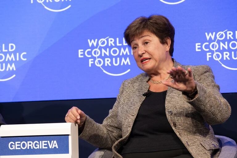 Seg&uacute;n el FMI "estamos mal, pero vamos bien"
