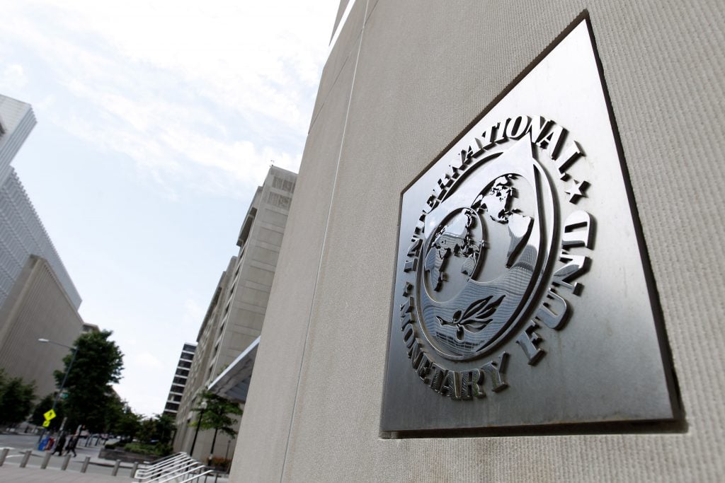 El FMI piensa en Argentina y queda "recalculando" : la proyecci&oacute;n no es buena 