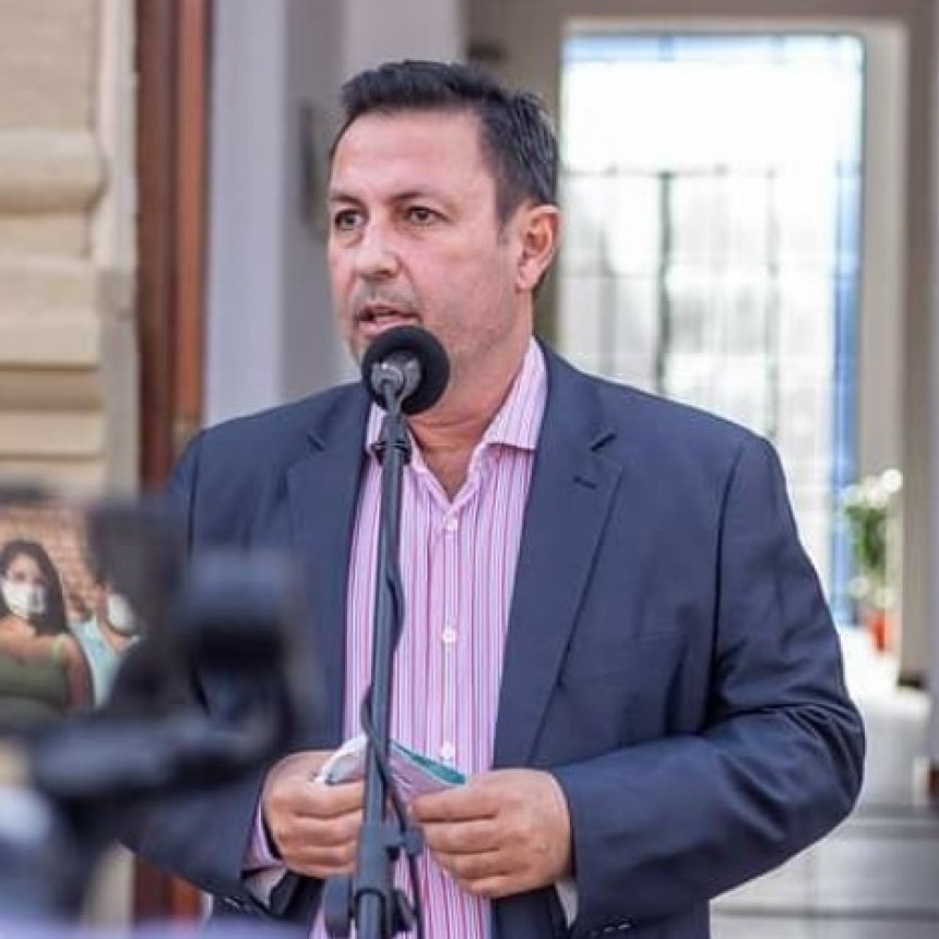 La Pampa: El intendente radical de General Acha opino de una posible alianza con el justicialismo para hacerle frente a Milei