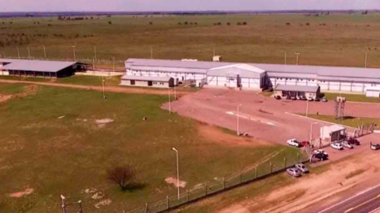 La Pampa:Inversionistas chinos llegan al frigorífico de Bernasconi y garantizan empleo