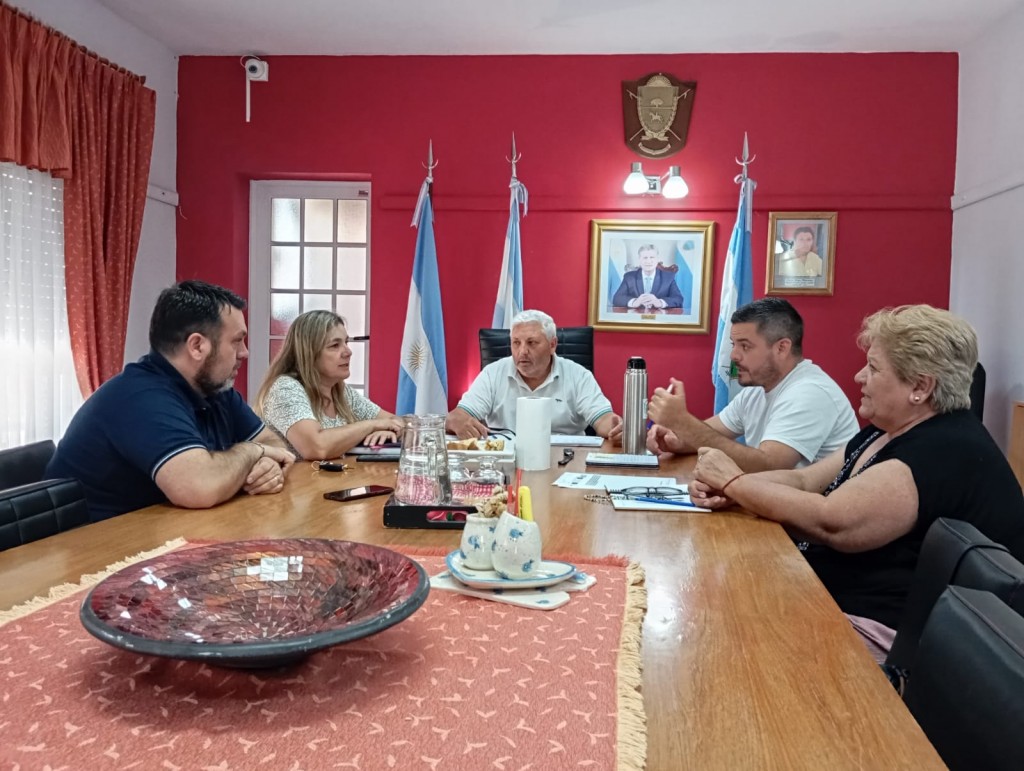 La Pampa: Algunos intendentes del Departamento Loventue preocupados por la situación de los Municipios