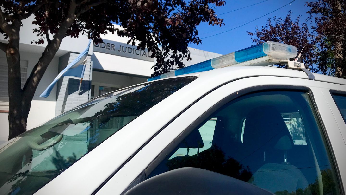 Victorica: le dispar&oacute; a una camioneta estacionada en la v&iacute;a p&uacute;blica y qued&oacute; detenido