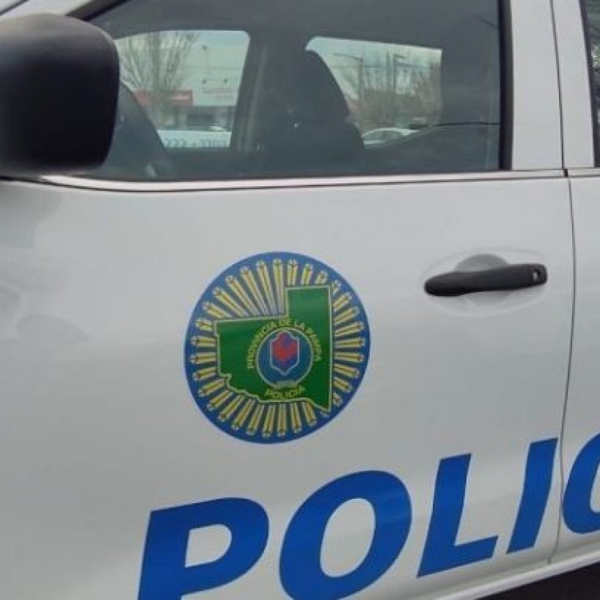 La Pampa:Madre e hijos atacaron en una discusi&oacute;n familiar a personal policial
