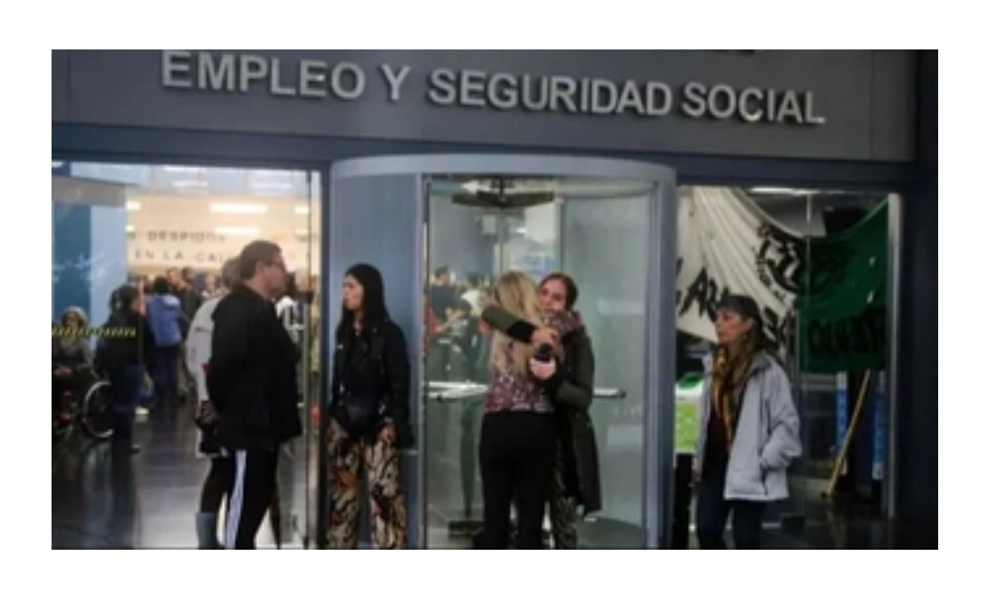 Nación eliminó el presentismo y baja el sueldo de empleados públicos