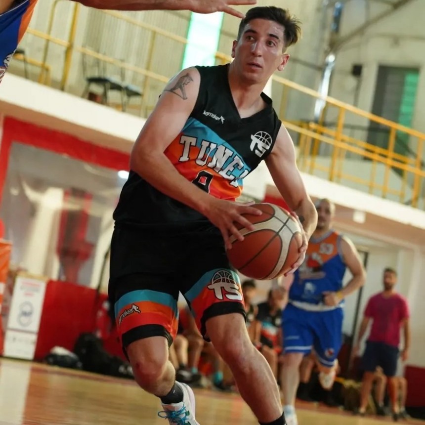 La Pampa: El club Cochico comenz&oacute; la actividad del basquet con el entrenador Nacional Gabriel Sanchez