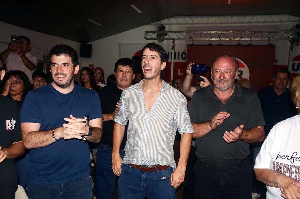 La Pampa: Juventud Radical contra Milei "Alfons&iacute;n se les par&oacute; a los militares. &iquest;C&oacute;mo no nos vamos a parar delante de un gobierno nacional que le pega a los jubilados?"