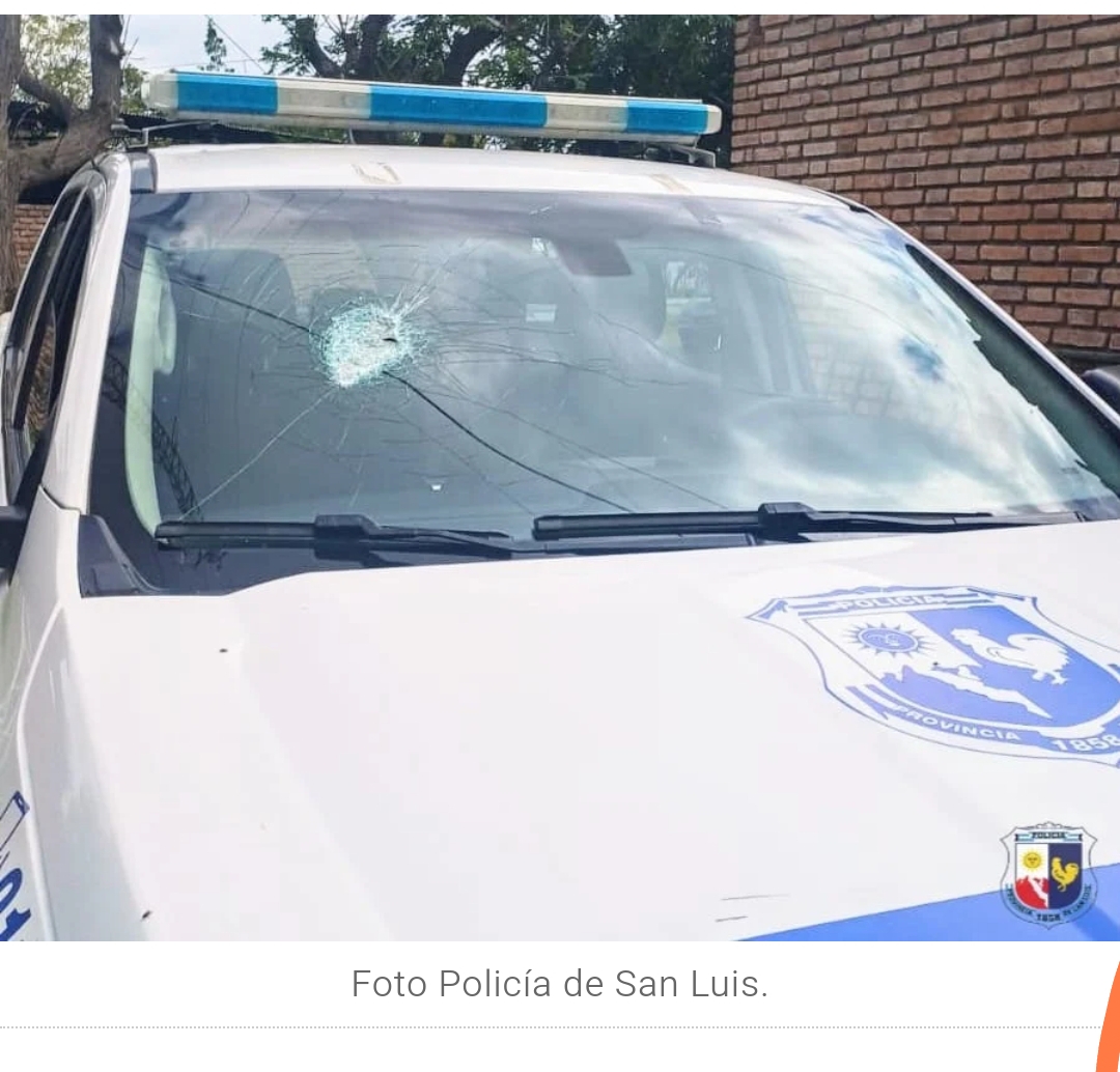 No hay nada m&aacute;s lindo que la familia unida: en San Luis se pelearon por una planta de marihuana y hasta cobro la Polic&iacute;a 