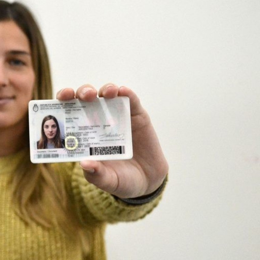 El renaper sufre un robo hist&oacute;rico: Hackers tienen la base de datos 65 millones de DNIs y huellas digitales 