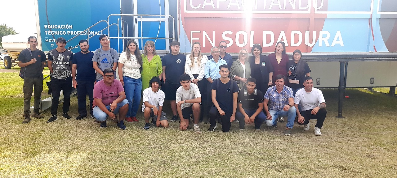 La Pampa: Aula M&oacute;vil de soldadura en Victorica 