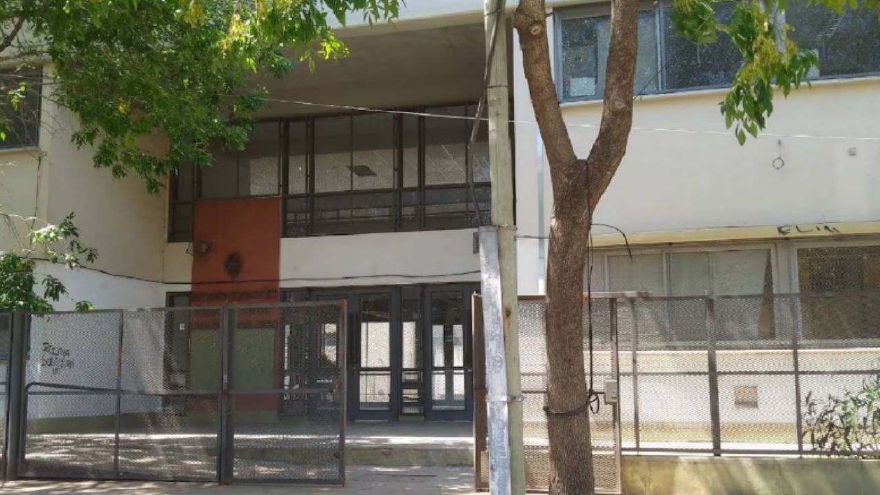 Una estudiante ingres&oacute; a una escuela con un arma y m&aacute;s de cien municiones: se investiga si ten&iacute;a la intenci&oacute;n de realizar un tiroteo
