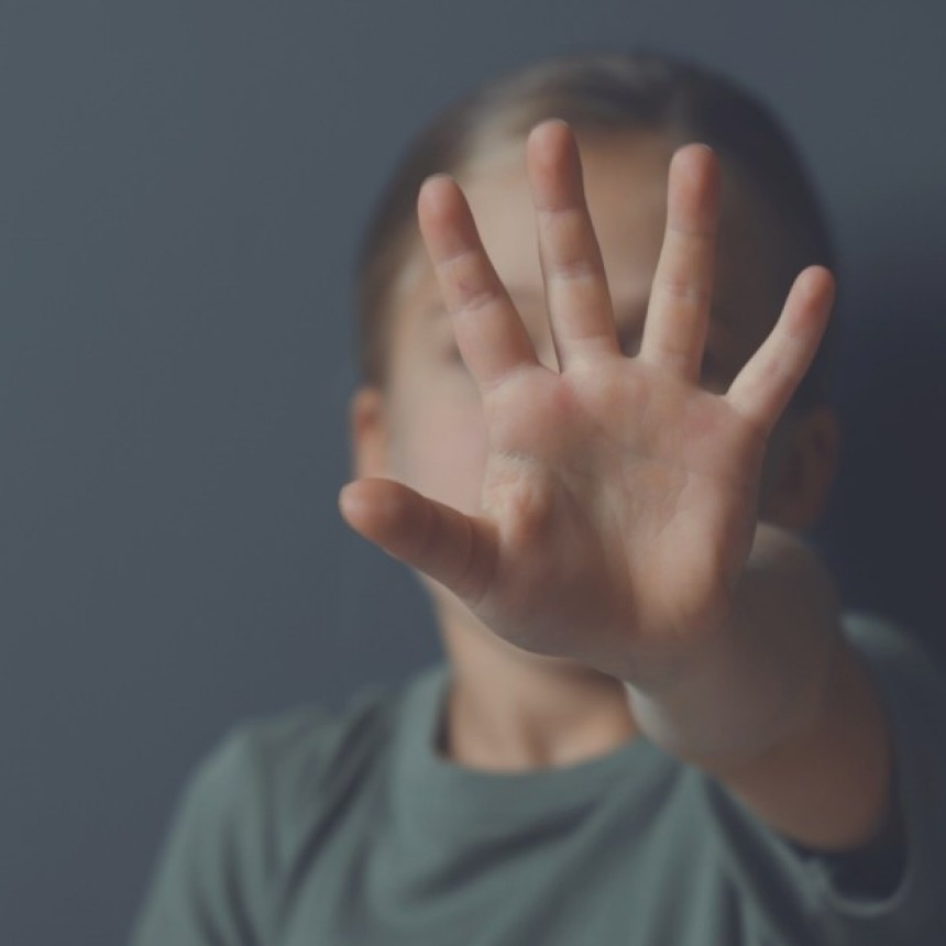 La Pampa: Condenan a una madre por golpear a su hijo con un cable y una escoba