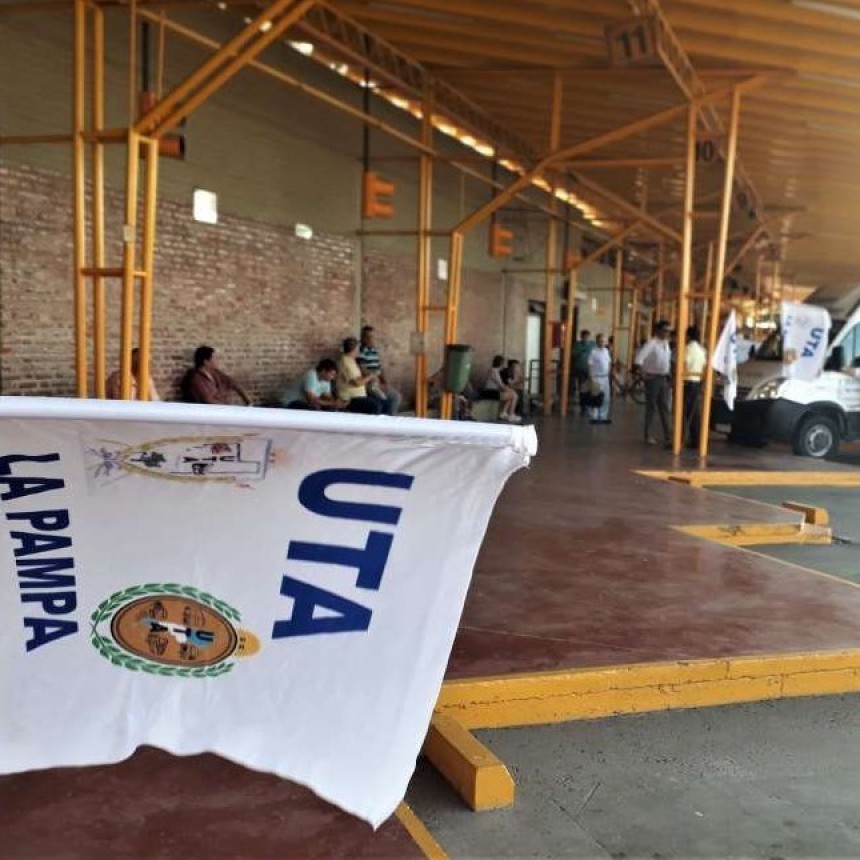 La Pampa:La UTA adhiere al paro nacional de la CGT y no habr&aacute; transporte el 9 de mayo