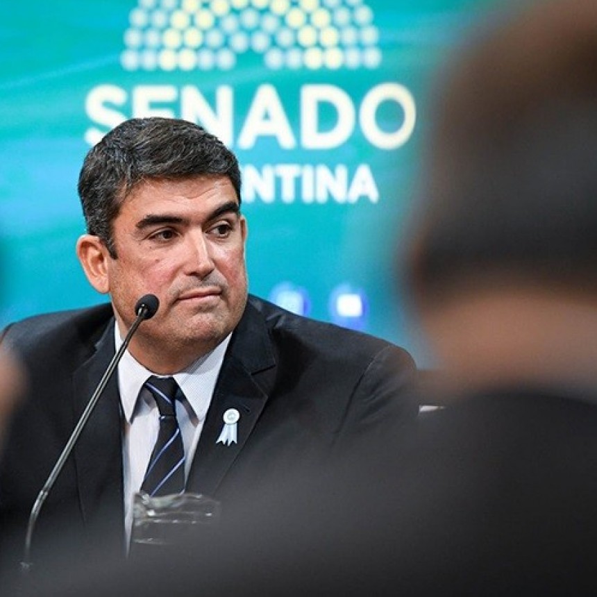El senador Pampeano Bensus&aacute;n se cruz&oacute; con Franco por el desfinanciamiento de las provincias