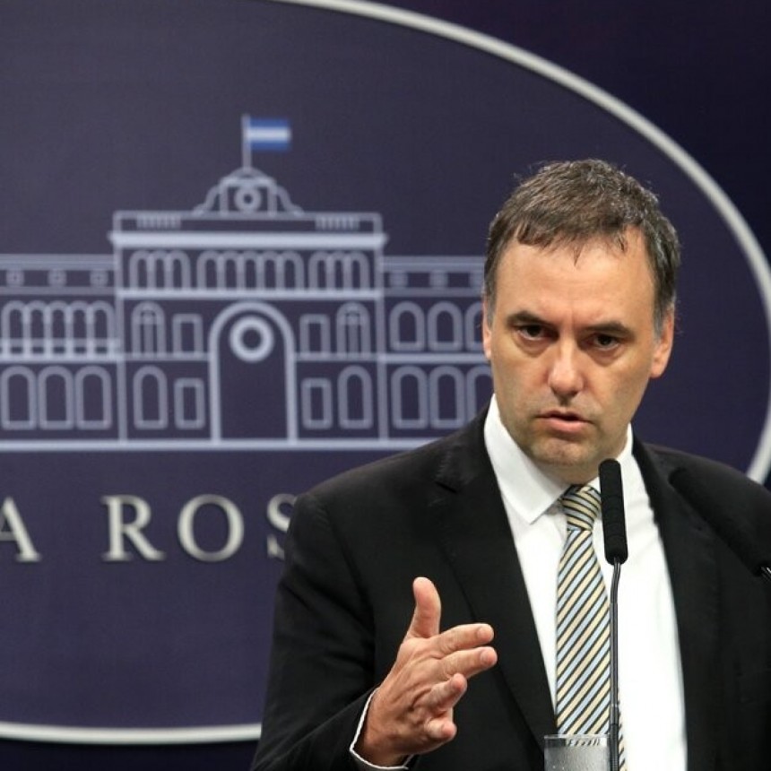 Actualidad Nacional:El Gobierno anunci&oacute; que se les descontar&aacute; el d&iacute;a a los estatales que se sumen al paro del 9 de mayo
