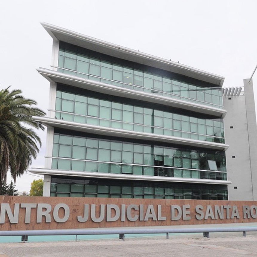 La Pampa: Rob&oacute; $1.300.000, una moto y termin&oacute; preso