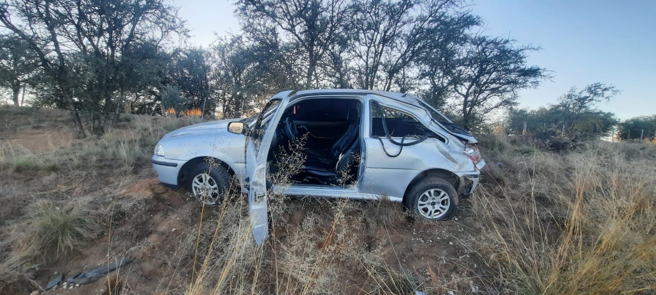 La Pampa:Regresaba a Carro Quemado, se durmi&oacute; y volc&oacute;
