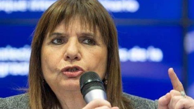 El Gobierno prohibió celulares y planes sociales para presos: “El que no hace nada, no cobra”