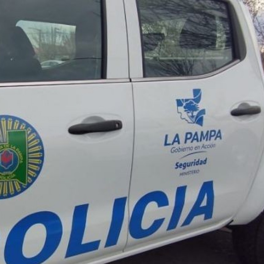 Encontr&oacute; a un ladr&oacute;n en el patio de su casa y lo corri&oacute; a los tiros