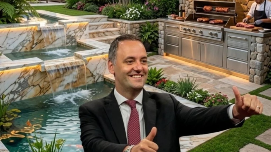 Cascada, parrilla y pileta: las excentricidades de la casa de Manuel Adorni