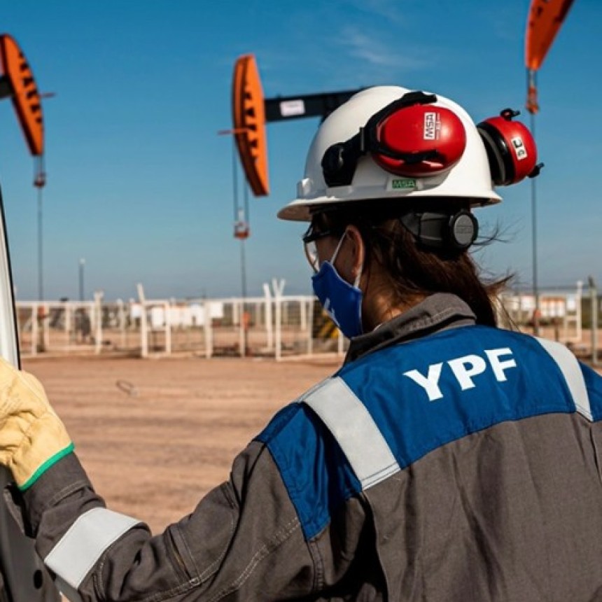YPF aumentar&aacute; el precio de los combustibles en un 1% desde este jueves pero no se vera reflejado en los surtidores