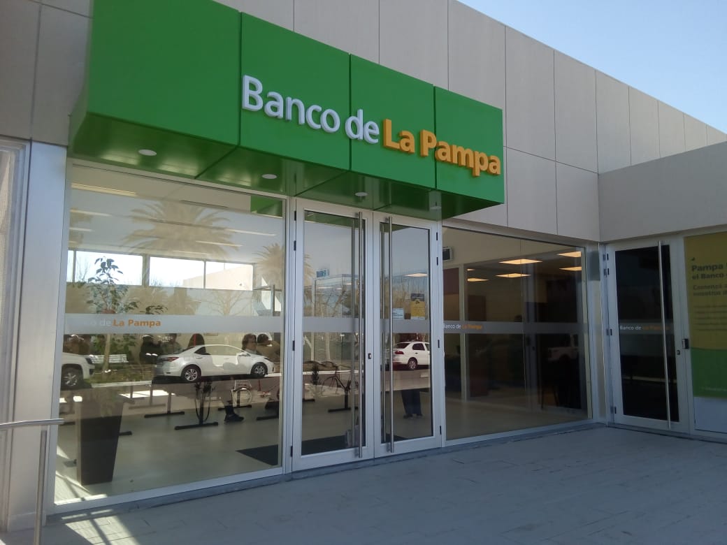 La Pampa: La Bancaria dice que se abre la puerta a futura privatizaci&oacute;n del BLP