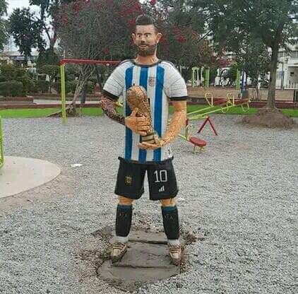 Leo &iquest;Sos vos?: Una localidad de Salta inauguro una escultura del 10