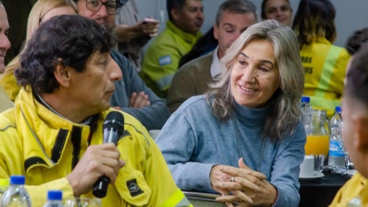 Reconocieron a los bomberos pampeanos que combatieron los incendios en la Patagonia