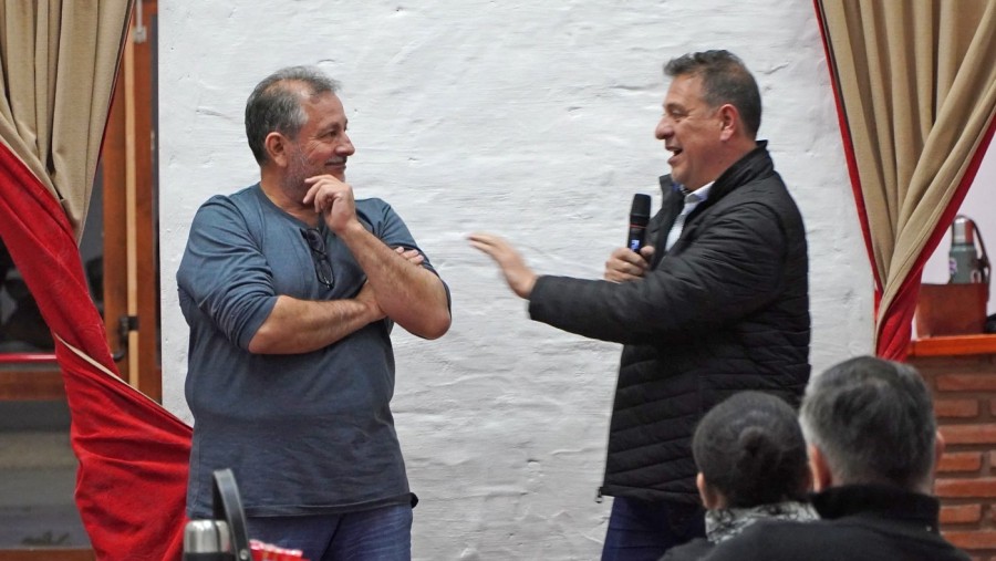 La Pampa UCR:  Kenny respaldo al Intendente de Acha Sabarots y Poli Altolaguirre recibió otro cuestionamiento