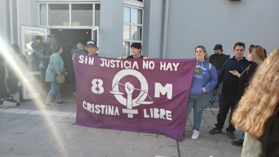"Es inocente, la queremos libre" La C&aacute;mpora pampeana pidi&oacute; por la liberaci&oacute;n de Cristina