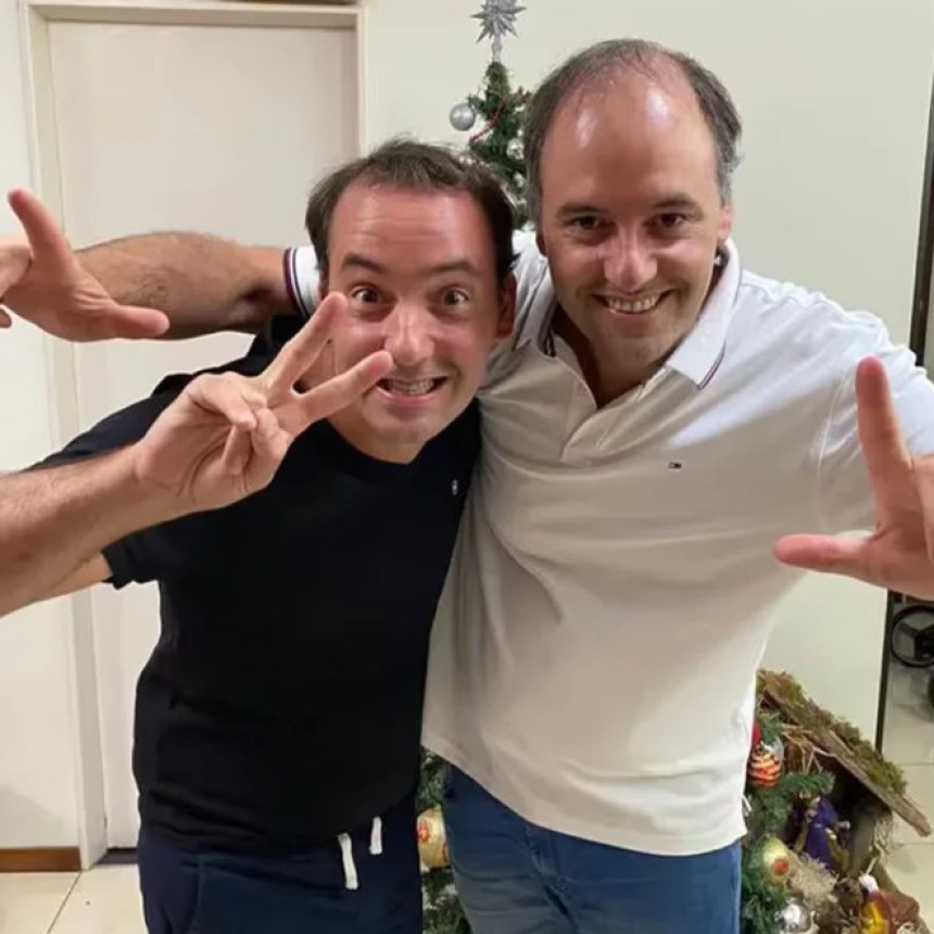 Tras la Renuncia piden la salida de los 249 funcionarios que contrato Manuel Adorni 