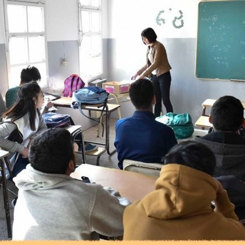 SEG&Uacute;N UN ESTUDIO, 8 DE CADA 10 J&Oacute;VENES QUIEREN SEGUIR ESTUDIANDO TRAS LA SECUNDARIA, PERO SOLO LA MITAD LO HACE