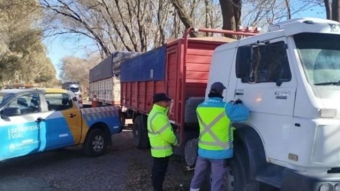 La Pamp: Iba a trabajar Borracho: Camionero dio 1,48 de alcohol en control en Catriló-