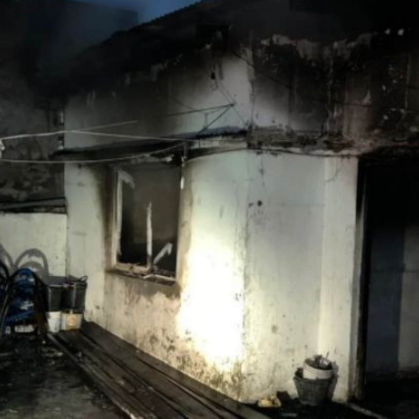 Tragedia en Los Hornos: un ni&ntilde;o de siete a&ntilde;os perdi&oacute; la vida tras el incendio de su casa