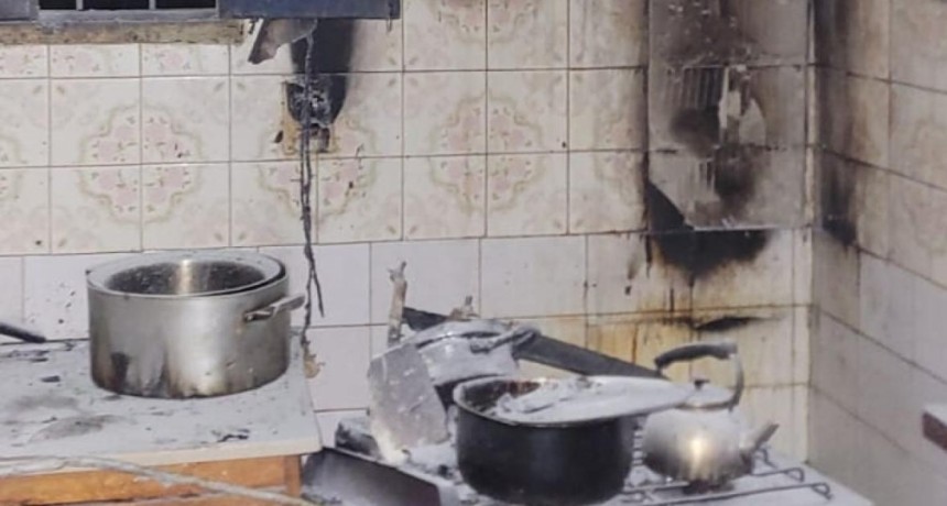 La Pampa: Un hombre incendi&oacute; la casa de sus padres e intent&oacute; quitarse la vida