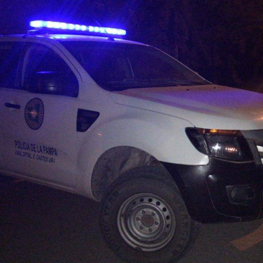 La Pampa:Fuerte pelea callejera en Santa Rosa. &Eacute;l con domiciliaria y ella embarazada 