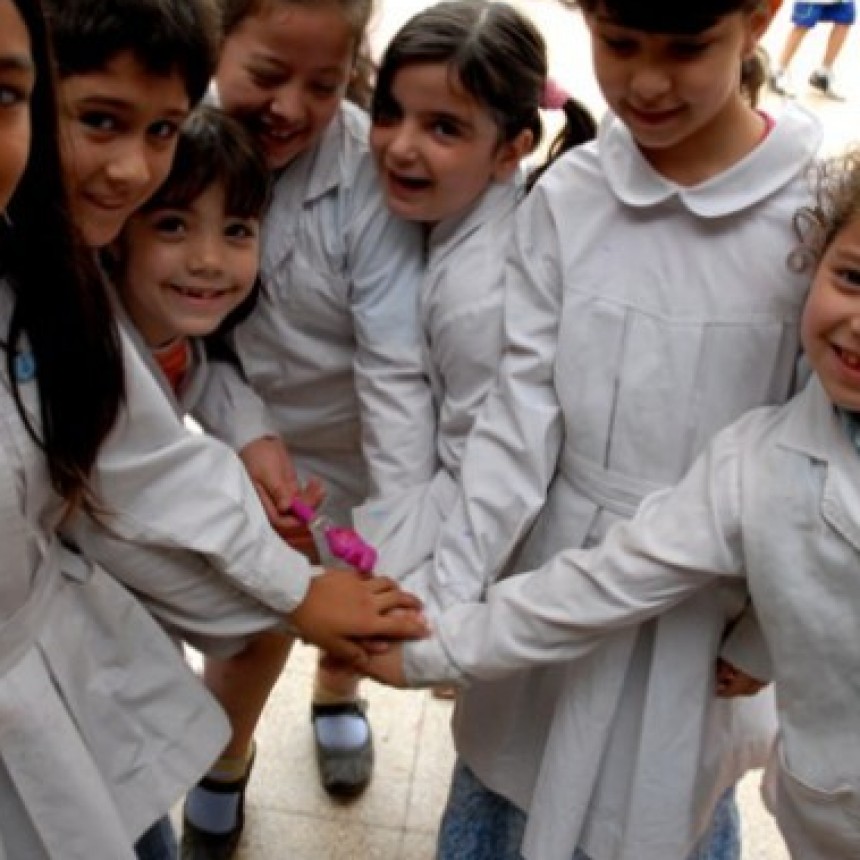 La Pampa: la Justicia revoc&oacute; fallo a los padres que no enviaban a su hijo a la escuela tradicional y los sancionaron