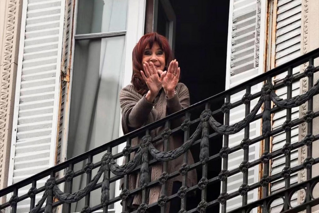 Cristina Kirchner volverá a juicio oral en noviembre por la causa de los sobornos