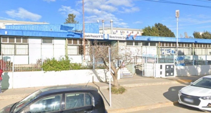 &ldquo;Lo arrastr&oacute; como si fuera un trapo de piso&rdquo;: denunciaron a una docente por maltratar a un alumno en Chubut