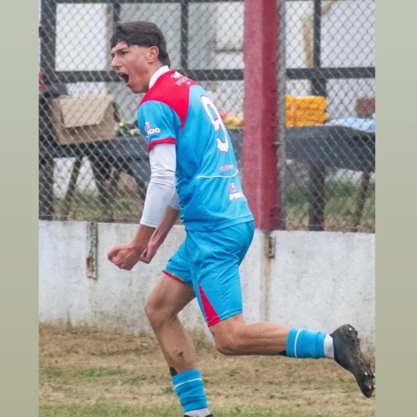 La Pampa: Club Deportivo Mac Allister se consagro Campe&oacute;n en juveniles de la Liga con el victoriquense Viniegra Costoya goleador 