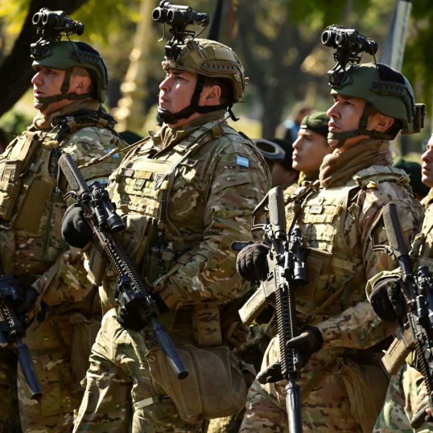 El Ej&eacute;rcito restringe los reclamos de sus Militares en redes sociales