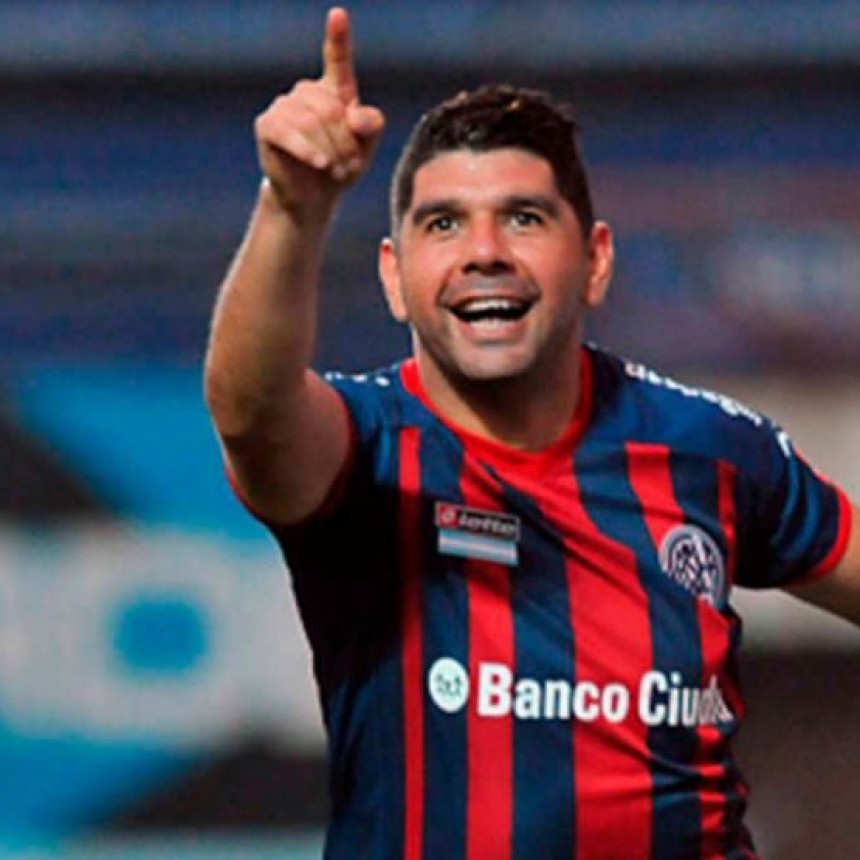 Se conoce video del ex jugador y dirigente de San Lorenzo Ortigoza agrediendo a su expareja frente a su hijo
