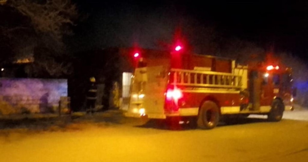 La Pampa:Investigan el incendio de una casa por un presunto ataque de celos