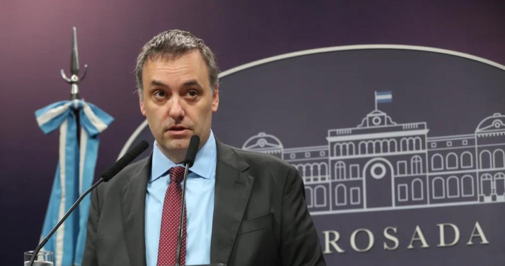 Manuel Adorni present&oacute; la justificaci&oacute;n de su crecimiento patrimonial: dice que tiene "sustento razonable" 