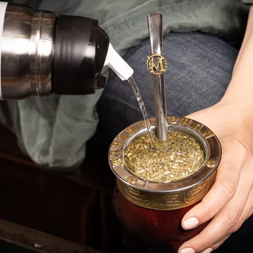 Mate saludable: las hierbas que calman los dolores estomacales y ayudan a aliviar la hinchazón