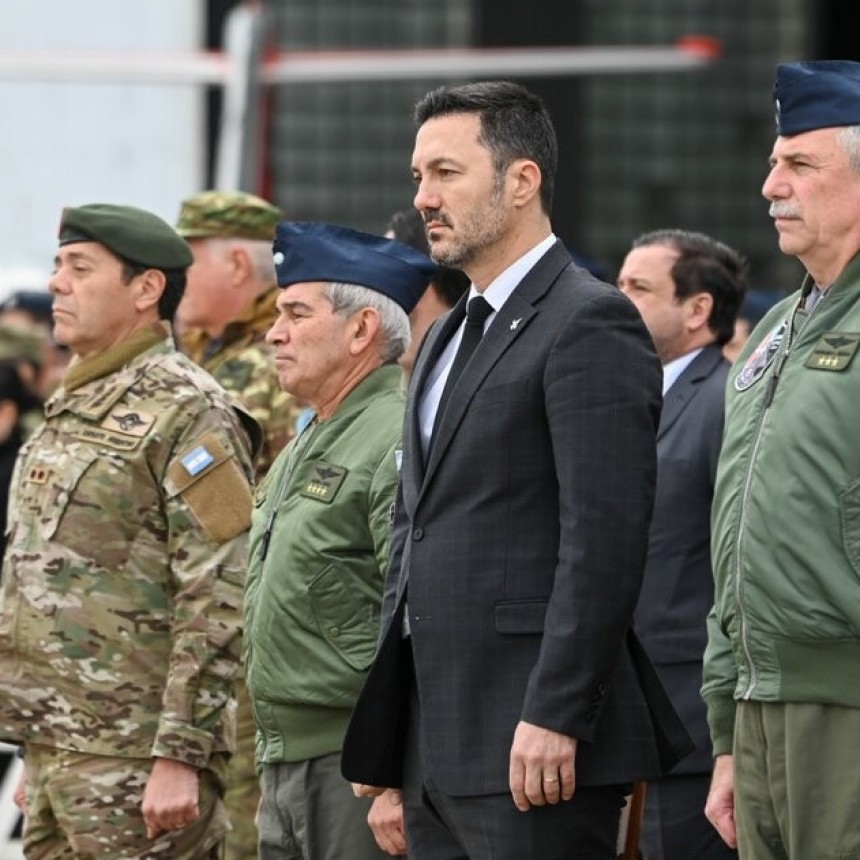 Despedir&aacute;n al funcionario que llam&oacute; Falklands a las Malvinas en una publicaci&oacute;n oficial