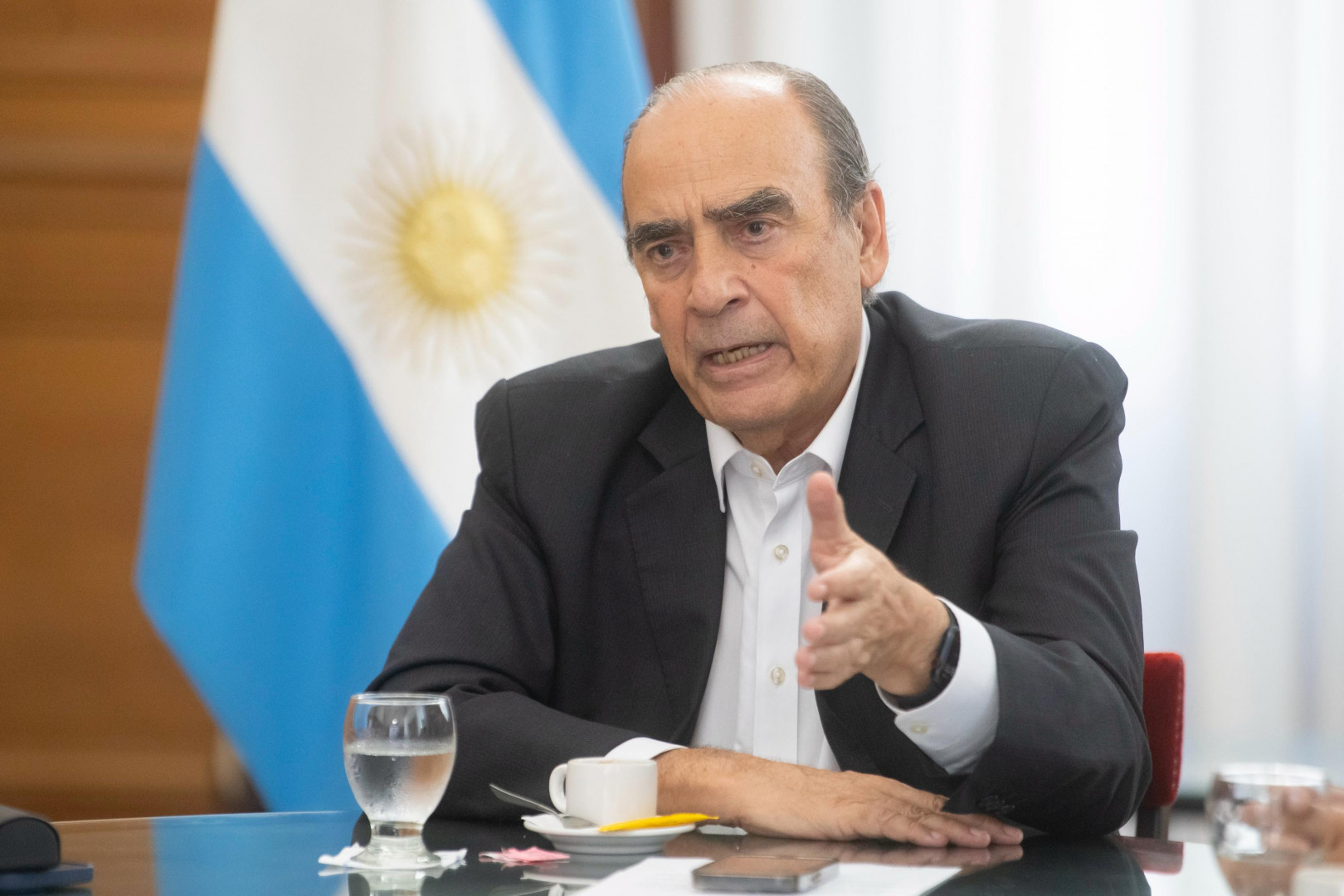 Francos dice que "Espert tiene que dar una explicaci&oacute;n clara y contundente"
