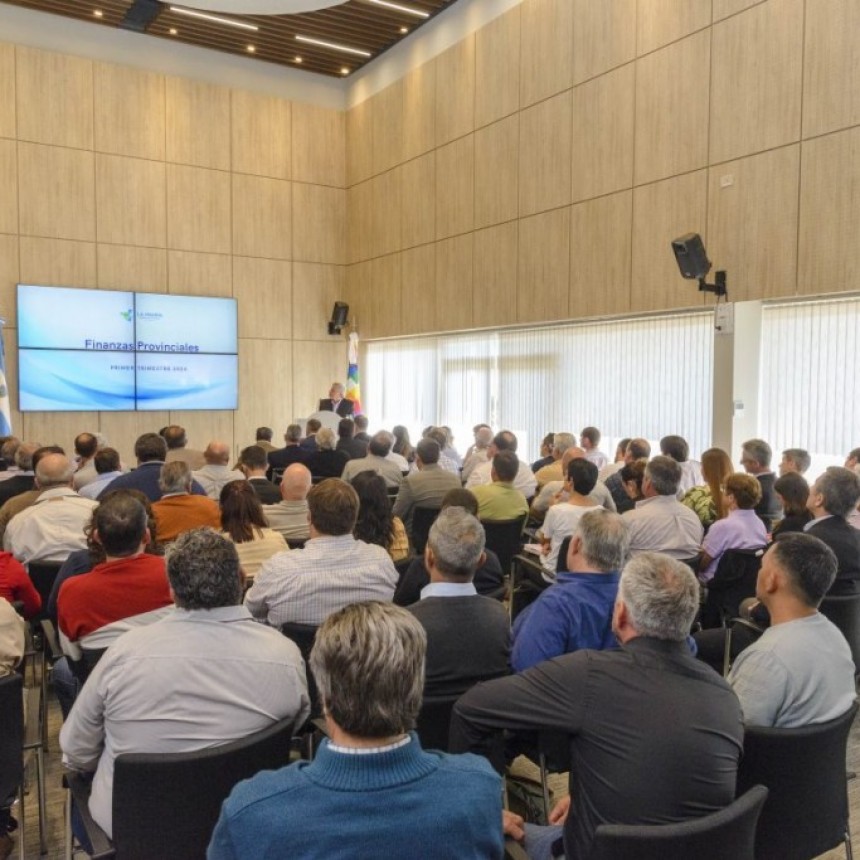 La Pampa: “Tengo que pensar seriamente cómo voy a sostener el pueblo. Si sigue bajando la coparticipación es muy difícil” Intendentes en alerta