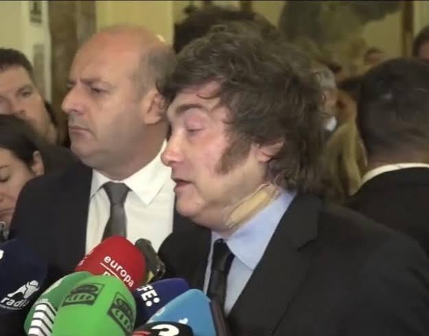 Las redes no perdonan: La imagen negativa de Milei trep&oacute; al 56% tras sus declaraciones sobre la gente que no llega a fin de mes