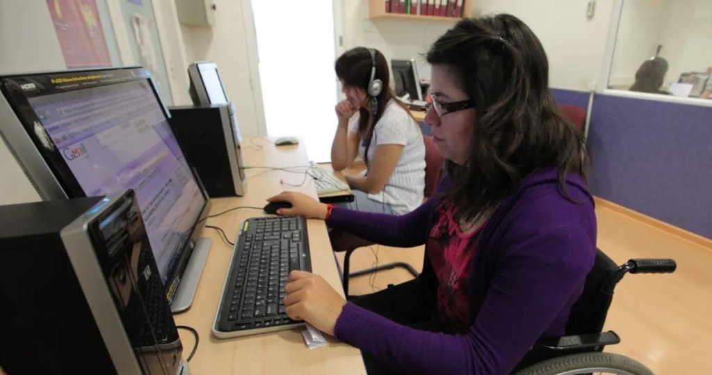 La Pampa: Los estatales que cuidan a personas con discapacidad podr&aacute;n trabajar menos horas